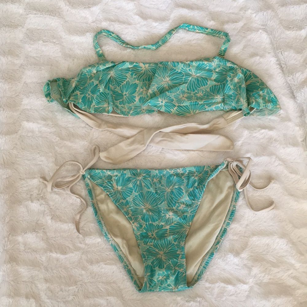 Xhilaration floral print blue and tan bikini set size top small, bottom medium